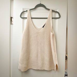 Banana Republic knit tank top. NWOT. Size XL